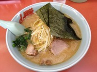 「ネギラーメン中盛り（クーポン・チャーシュー）」@山岡家 前橋亀里店の写真