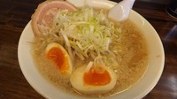 「味玉らーめん」@こってりらーめん 虜の写真