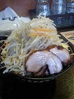 「らーめんガッツ全マシマシ」@麺道ガッツの写真