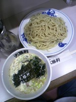 「ドレッシングつけそば６５０円(HPｸｰﾎﾟﾝ)通常７００円」@元祖つけそば大勝軒の写真