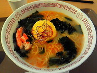 「カニスープラーメン　￥800」@ゑびな軒 東名海老名SA下り線店の写真