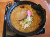「味噌ラーメン500円(ランチタイム割引)」@湯処 花ゆづき お食事処 和の写真