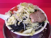 「らーめん700円」@麺でる 田園調布本店の写真