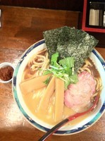 「らーめん＋えび辛　900円」@らぁめん 葉月の写真