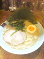 「らーめん￥６５０」@らーめん半蔵 大和店の写真