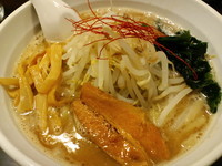 「海老だしの味噌らーめん780円＋おこげ150円＝930円」@海老だしの哲の写真