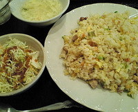 「（ランチ）雲南ハム入りチャーハンセット　６００円」@過橋米線 中野坂上店の写真