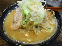 「味噌（野菜大盛）」@麺処 花田 池袋店の写真