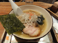 「潮らあめん」@麺道 しゅはり 六甲道本店の写真