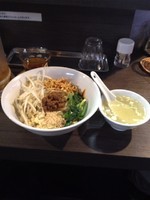 「汁なし坦々麺」@自家製麺 ほうきぼし 志茂店の写真