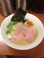 「旨味醤油 780円　替玉100円」@福の神食堂の写真