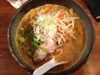 「烈火唐神味噌らぁめん」@麺や 鐙 本店の写真