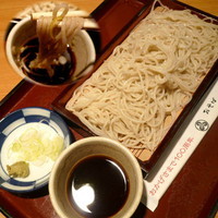 「もりそば 100円（創業100周年＆東日本大震災ﾁｬﾘﾃｨ価」@おそば古道 増田屋の写真