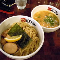 「濃厚辛味噌つけ麺￥７８０　＋　味玉サービス」@二丁目 つけめん GACHIの写真