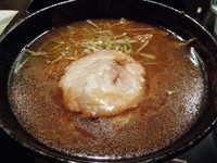 「中華そば小」@もちもちの木 新宿店の写真