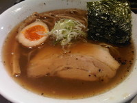 「醤油そば」@SOBAHOUSE金色不如帰の写真