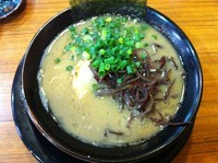 「らーめん 650」@博多長浜らーめん ぼたんの写真