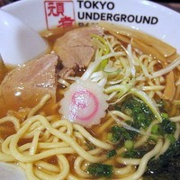 「ラーメンライト（S）　750円」@TOKYO UNDER GROUND RAMEN 頑者の写真