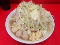 「ラーメン（650円）＋味付うずら（100円）ニンニク」@ラーメン二郎 大宮店の写真