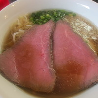 「贅沢焼牛らぁ麺（１０００円）」@牛骨らぁ麺 マタドール 本店の写真