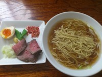 「【5/4限定】100％牛骨しょう油ラーメン ￥800」@ラーメン ひかりの写真