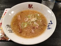 「ミニ味噌ラーメン　５５０円」@らーめんの駅 新横浜ラーメン博物館店の写真