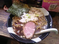 「煮干しらーめん750円」@すごい煮干ラーメン凪 新宿ゴールデン街店 本館の写真