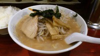 「サッポロラーメン（醤油）550円+ライス200円」@ビックラーメン 虎ノ門店の写真