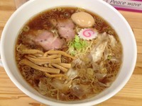 「ワンタン麺＋半熟味玉（￥800＋￥100）」@相模 大勝軒の写真