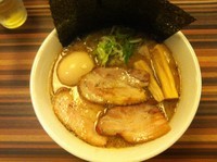 「らーめん（全部のせ）」@ラーメン めろうの写真