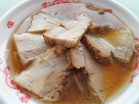 「喜多方らーめん・醤油味＋肉増し　（麺や七彩）」@信越麺戦記 首都圏攻防の章の写真