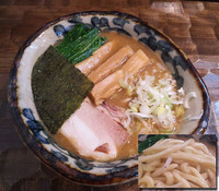「とんこつ醤油￥７００」@つけめん・らーめん活龍 下館店の写真