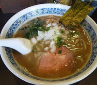「煮干豚骨ラーメン￥６８０」@麺処 夏海の写真