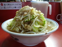 「小ラーメン（野菜マシ　アブラ　カラメ　ショウガ　タマネギ）」@麺屋 桐龍の写真