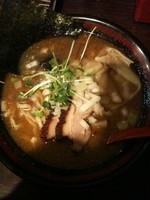 「塩煮干ラーメン」@すごい煮干ラーメン凪 渋谷東口店の写真