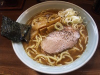 「ラーメン大盛り【850円】」@兎に角 松戸店の写真