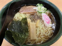 「ラーメン(330円)+大盛り(100円)」@かしわや 武蔵小杉店の写真