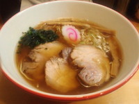 「醤油らーめん（肉増し）」@ら～めん 桜食堂。の写真