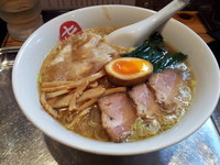 「まるきそば（小）８５０円+チャーハン（中）６５０円」@中華そば まるきの写真