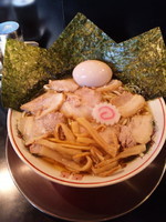 「特製中華そば」@肉煮干し中華そば さいころの写真