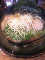 「龍旗信ラーメン700円＋味玉100円」@NAMBA 龍旗信RIZE 大阪なんば店の写真