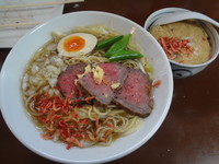 「ＧＷ（５／４みどりの日）限定１００％牛骨しょう油ラーメン」@ラーメン ひかりの写真