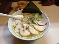 「塩チャーシュー麺大盛り（950+100円）」@桜台らぁ麺 美志満の写真