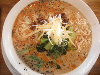 「坦々麺＋大盛　「819円＋126円」」@ラーメンてつ 埼玉蓮田支店の写真