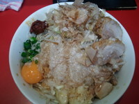 「豚まぜそば+アブラ ニンニク 辛玉」@用心棒の写真