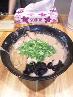 「濃厚トンコツラーメン」@麺匠 克味の写真