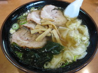 「チャーシューワンタンメン￥1、008」@万来の写真