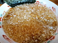 「中華そば500円＋玉ねぎ多め50円＝550円」@中華そば 吾衛門の写真