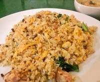 「皮付豚バラ青菜チャーハン(819円)」@百香亭 筑波大学店の写真