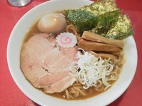 「味玉ラーメン（麺硬め）＋麺増し」@麺屋しのはら 三日月食堂の写真
